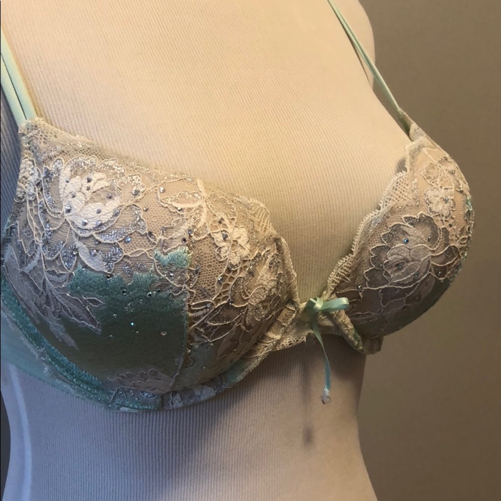 Victoria’s Secret bombshell. New without tags